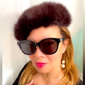 Vintage Mink Black/Burgundy Pillbox Beret w/Satin Lining, 2 Clips - 1960s